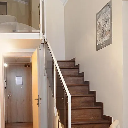 Lagrange 5* Τορίνο