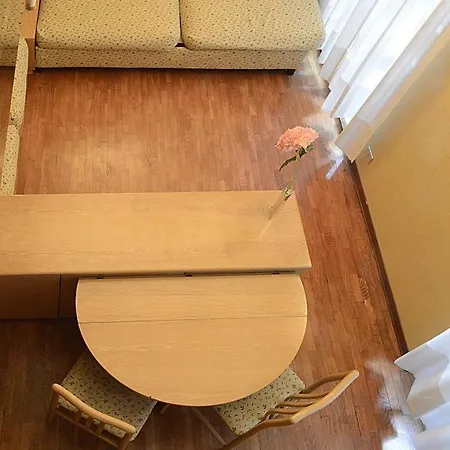 Ξενοδοχείο με διαμερίσματα Lagrange