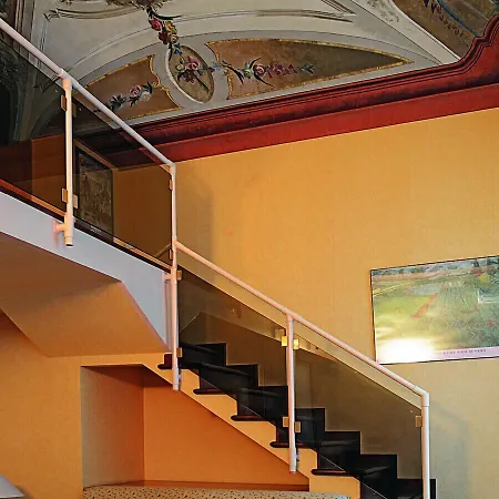 Apartahotel Lagrange 2*