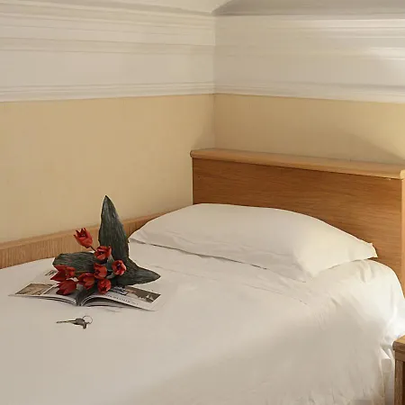 Lagrange Lägenhetshotell